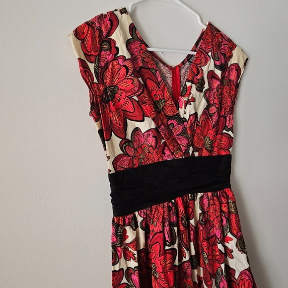 Women's Small Retrolicious Dress - Picture 5 of 6